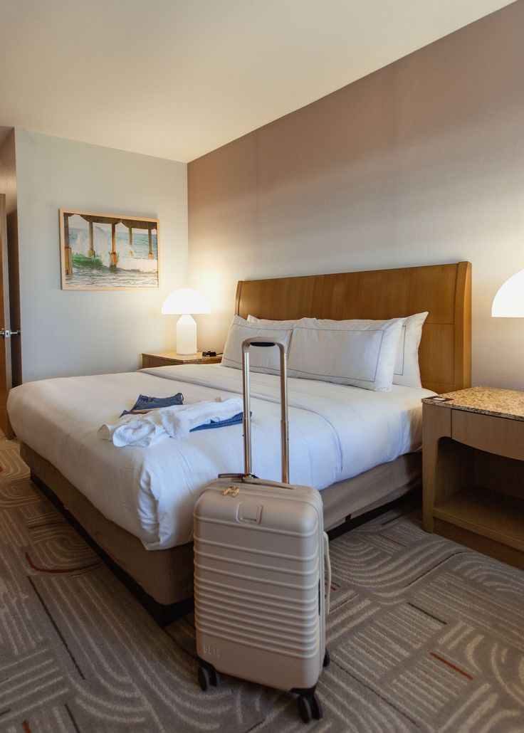 Extended Stays — Designed for relocations, business projects, and longer visits with home-like comfort.